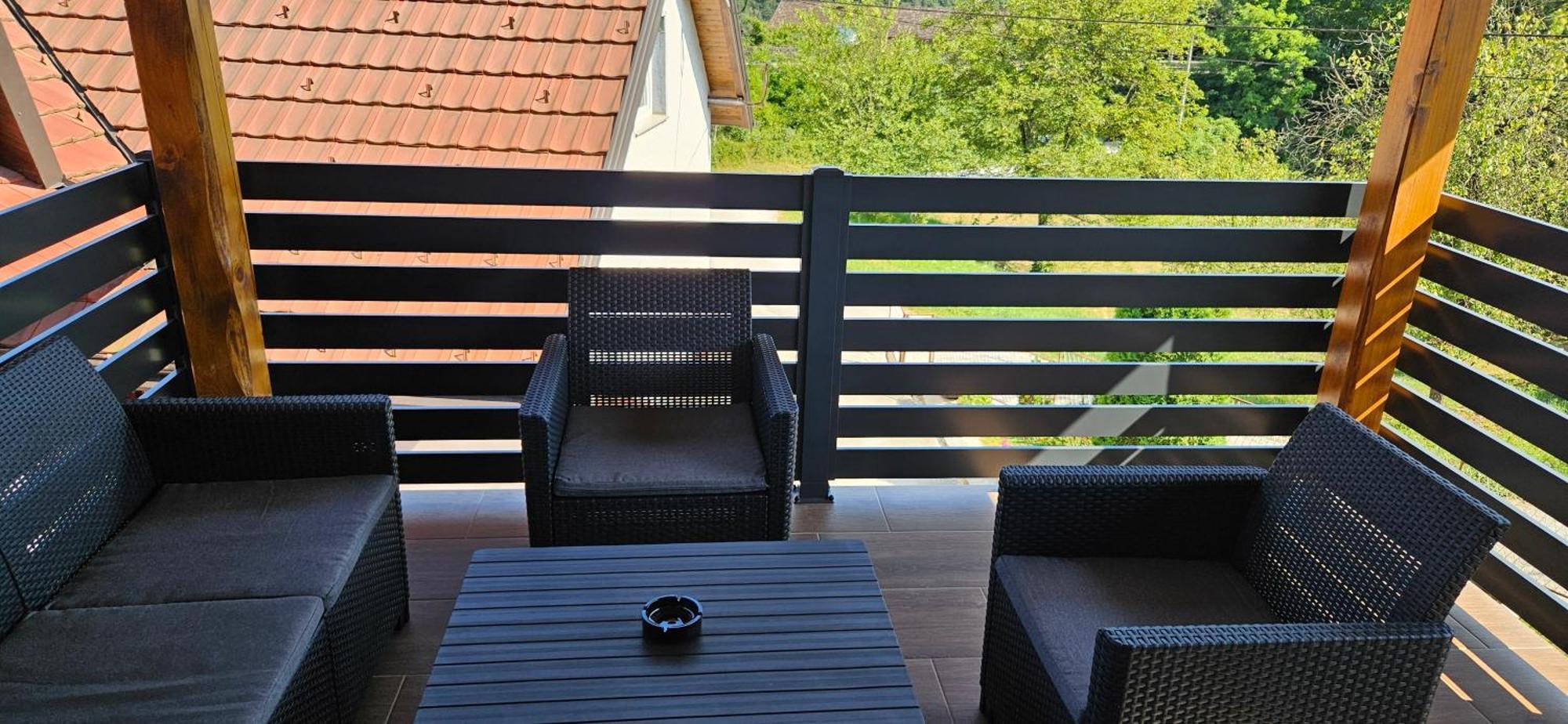 Apartman M&M Duga Resa Exteriér fotografie