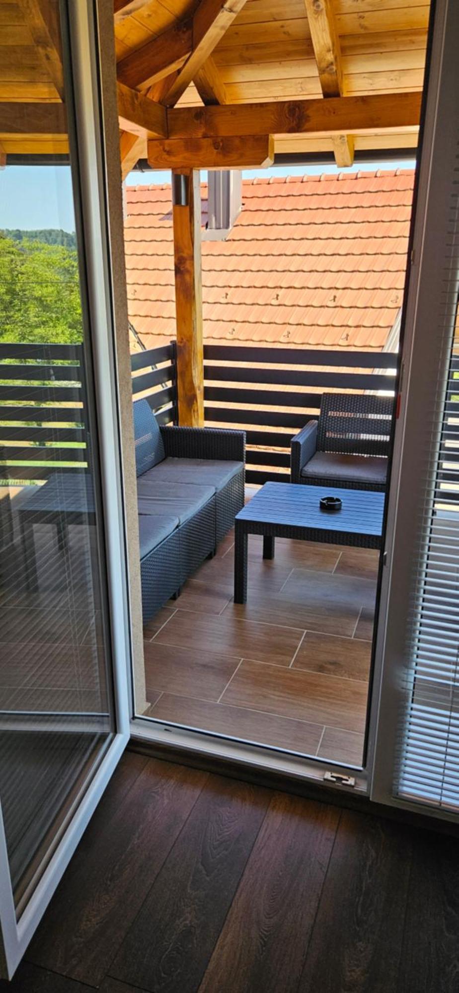 Apartman M&M Duga Resa Exteriér fotografie
